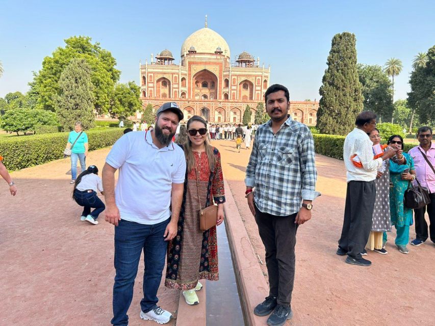 Delhi: Old and New Delhi Private City Tour by Car - Experience