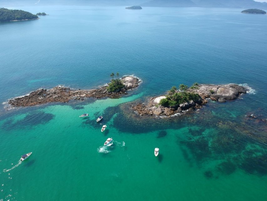 From Angra Dos Reis: Botinas & Dentista Beach Speedboat Tour - Experience Highlights