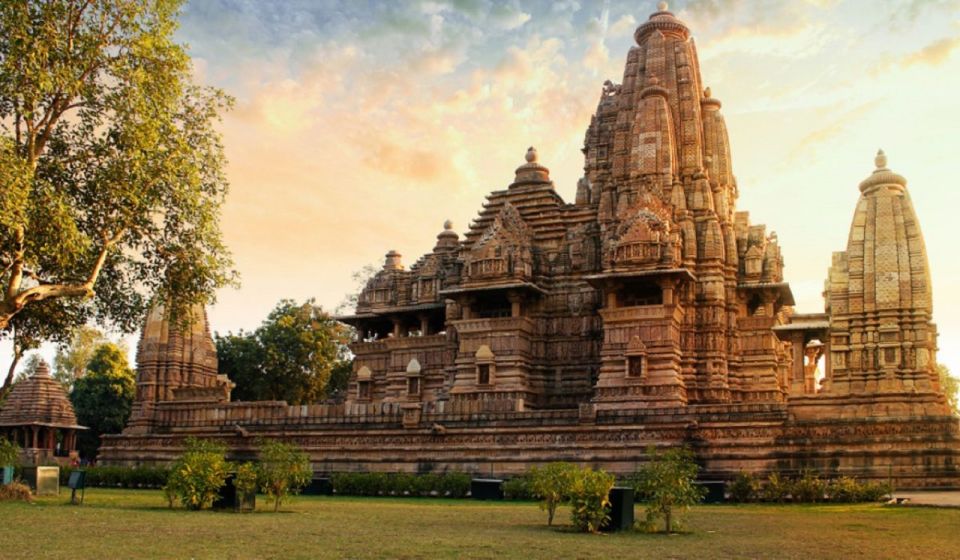 From Delhi: Orchha And Khajuraho 2 Days Tour - Itinerary