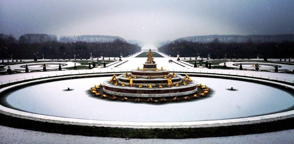 From Paris: Versailles Palace & Gardens Private Guided Tour - Itinerary