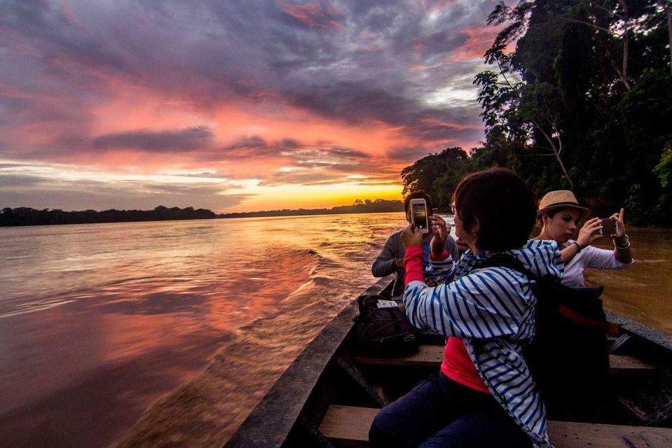 From Puerto Maldonado: Reserva Tambopata 4-Day + Zipline - Day 2: Macaw Clay Lick & Lake Sandoval