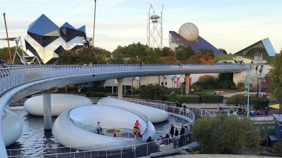 Futuroscope Park - Private Trip From Paris - Provider and Features