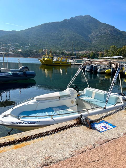 Galeria: Boat Rental Unlicensed 4.25 N14 - Boat Features and Additional Options