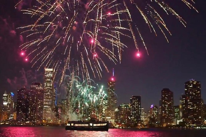 Lake Michigan Fireworks Cruise in Chicago - Booking Information