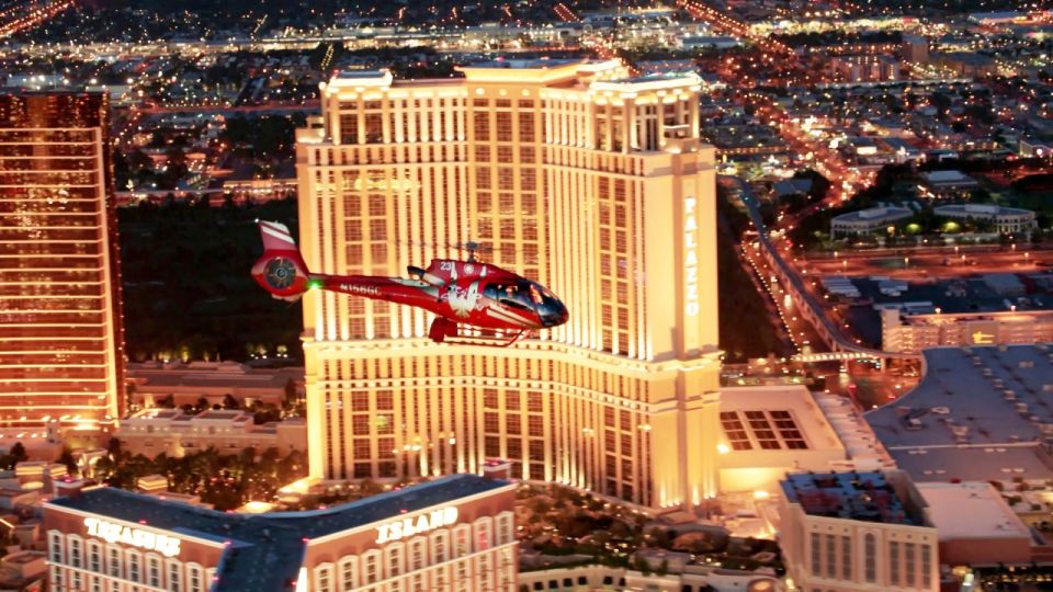 Las Vegas: Buddy V's Ristorante Lunch and Helicopter Flight - Experience Highlights