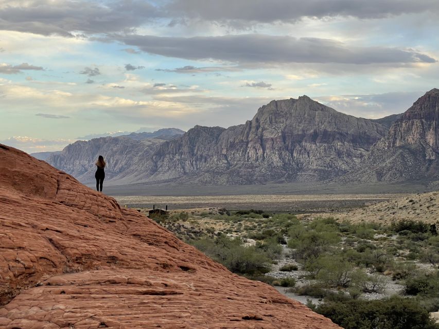 Las Vegas: Sunset Hike and Photography Tour Near Red Rock - Mojave Desert Exploration and Views