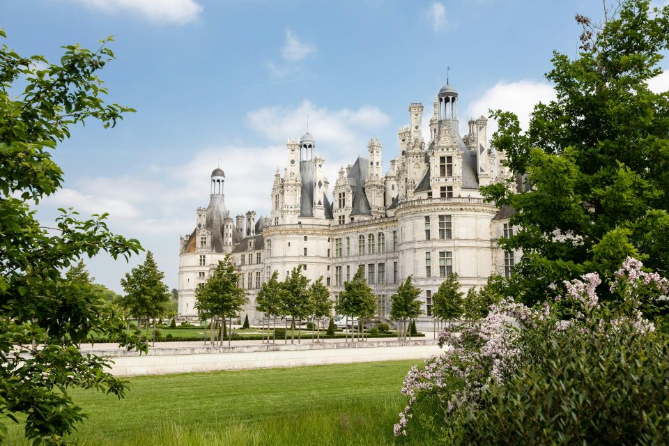 Loire Valley Castles: VIP Private Tour From Paris 3 Castles - Tour Inclusions