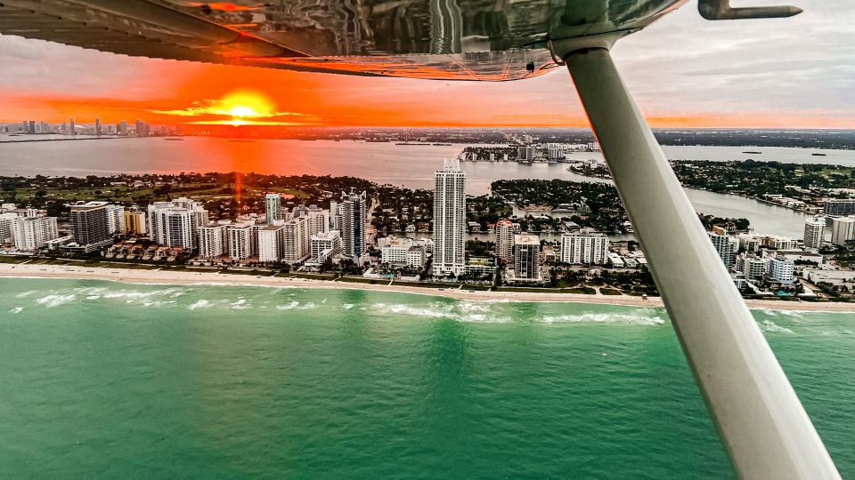 Miami Beach: Private Romantic Sunset Flight With Champagne - Duration and Languages