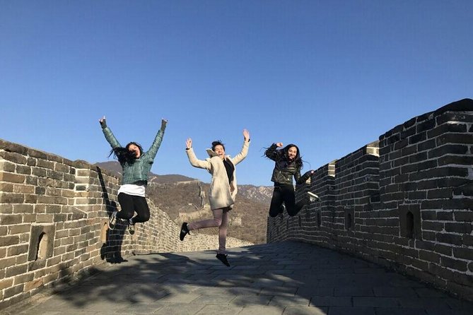 Mutianyu Great Wall & Summer Palace Private Layover Guided Tour - Meeting and Pickup