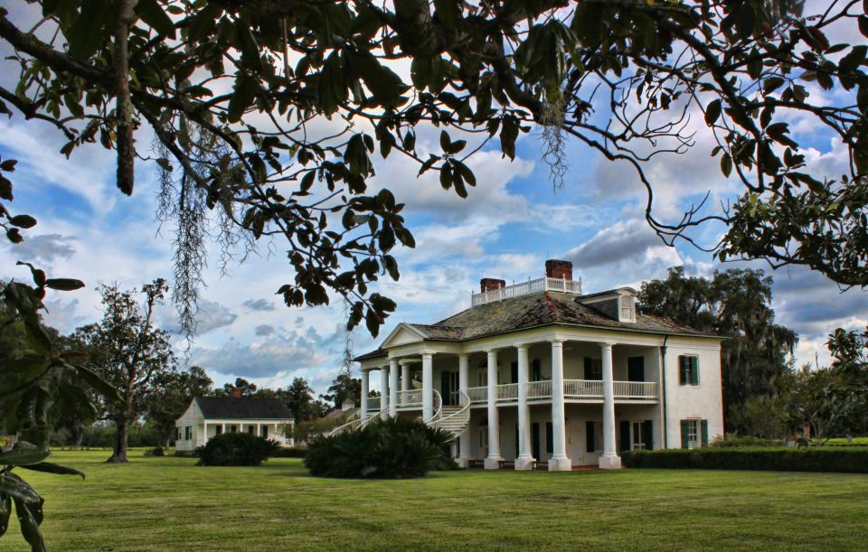 New Orleans: Destrehan Plantation, Houmas House & Lunch - Tour Guide Expertise