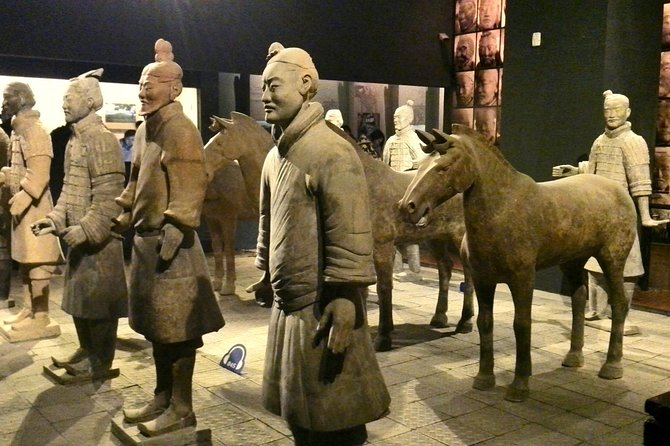 One Day Private Xian Tour to Terracotta Warriors With Airport Transfers - Booking and Cancellation Policies