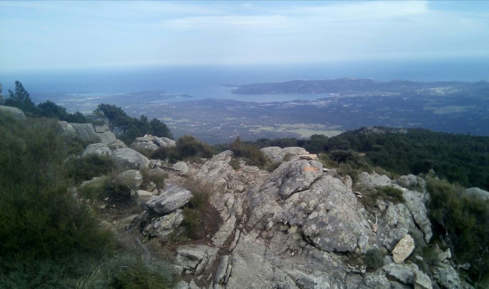 OSPEDALE FOREST:Panoramic Summit With Sea and Lakes View - Name & Details