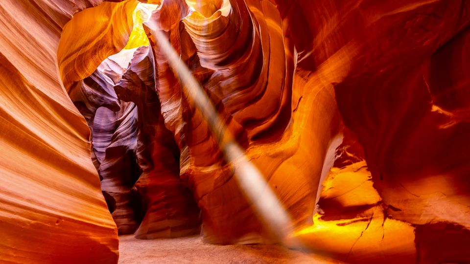 Page: Upper Antelope Canyon Tour With Navajo Guide - Tour Experience Details