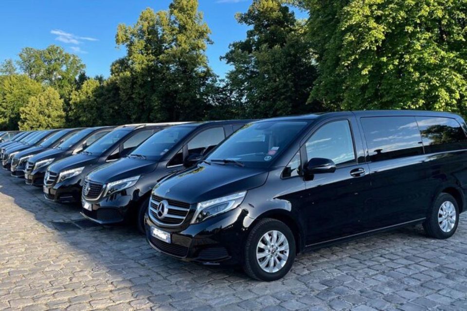 Paris: Domaine De Chantilly Private Tour in a Mercedes Van - Highlights