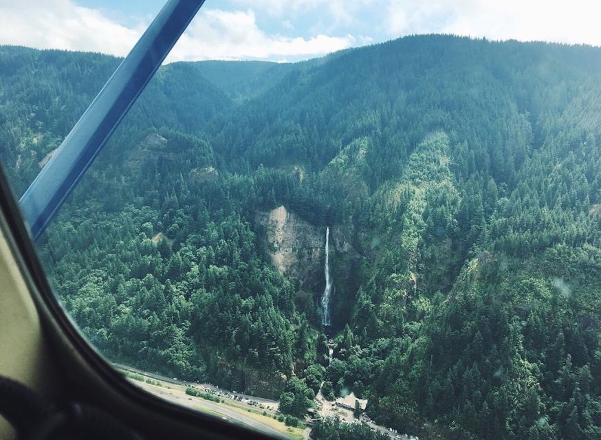 Portland: Multnomah Falls Scenic Air Tour - Tour Highlights