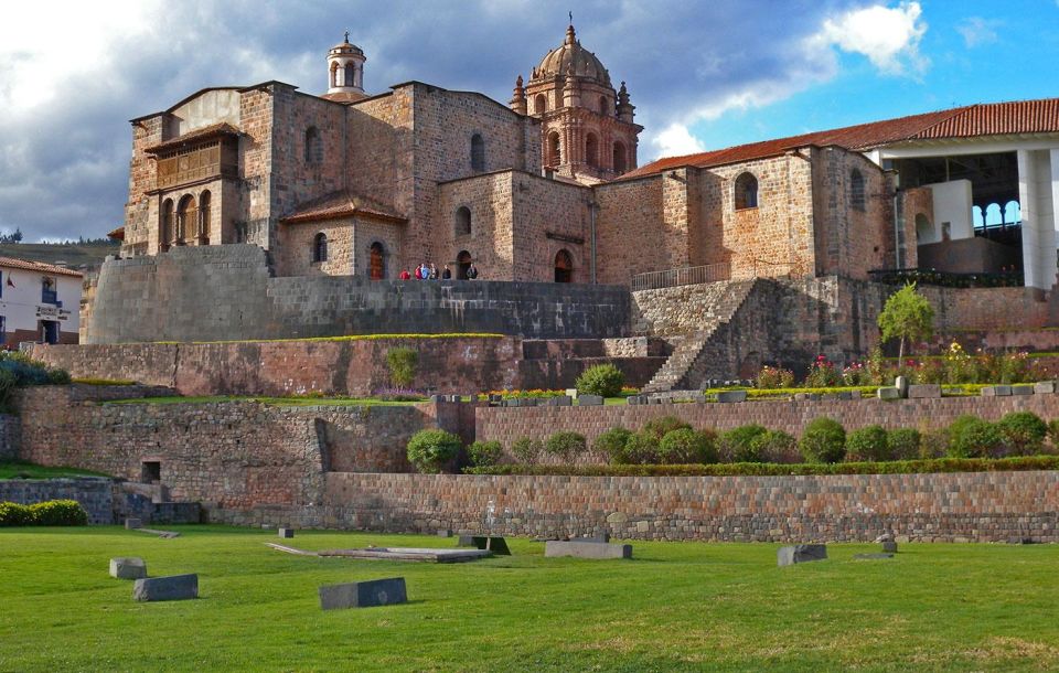 Private Tour 3D | City Tour in Cusco + Machu Picchu Hotel 4☆ - Day 2 Itinerary