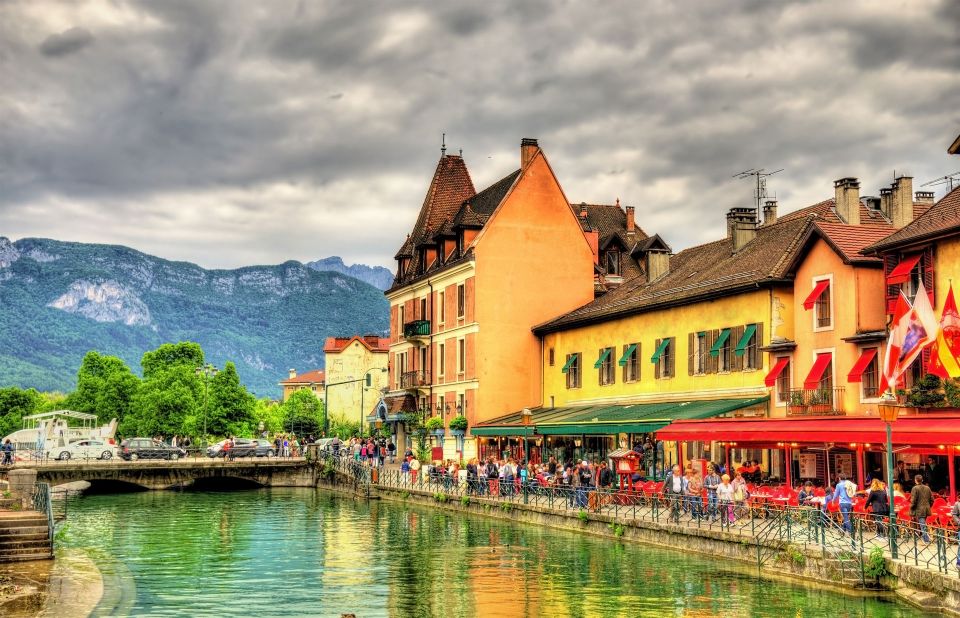 Private Trip From Geneva to Annecy in France - Activity Description