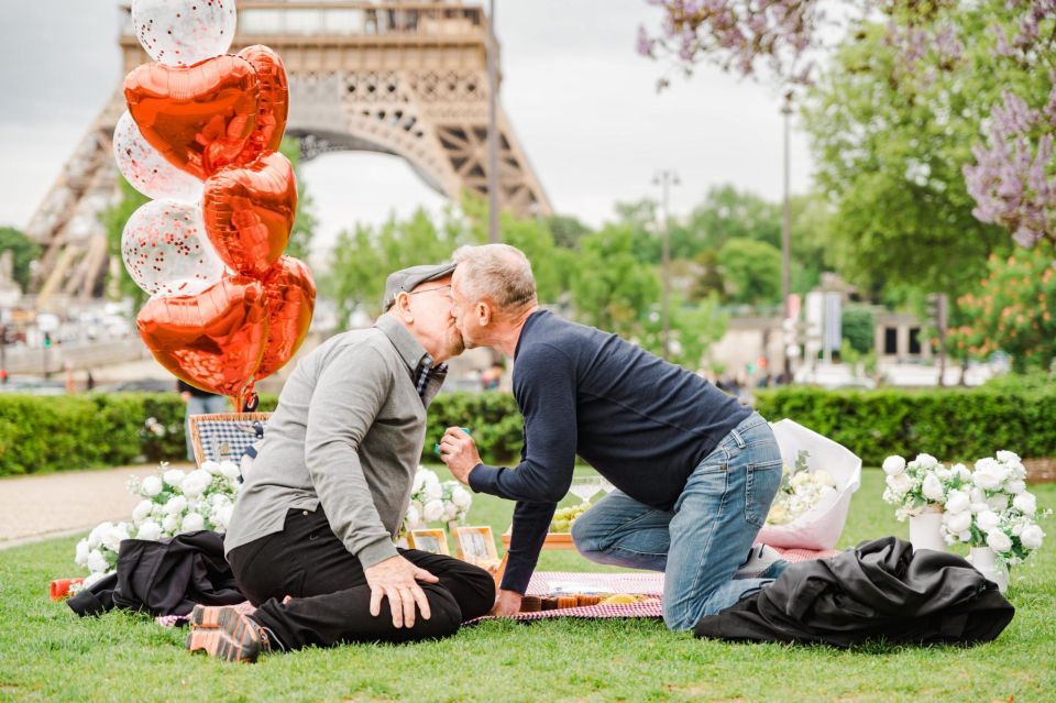 Proposal Picnic Paris / Lgbtqia+ / Paris Proposal Planner - Full Description of Proposal Package