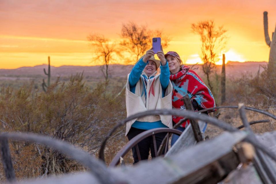 Scottsdale: Painted Sky Sunset Jeep Tour - Tour Experience