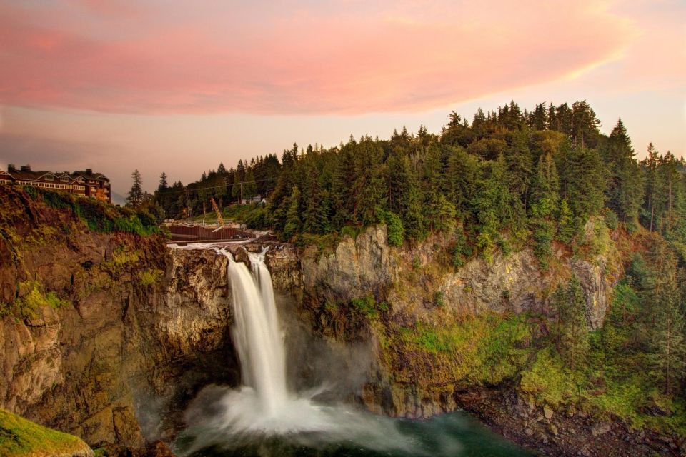 Seattle/Tukwila: Snoqualmie Falls and Leavenworth Day Trip - Itinerary