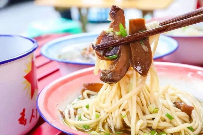 Secret Noodle and Wonton in Shanghai Alleyways With Local Beer - Tour Inclusions