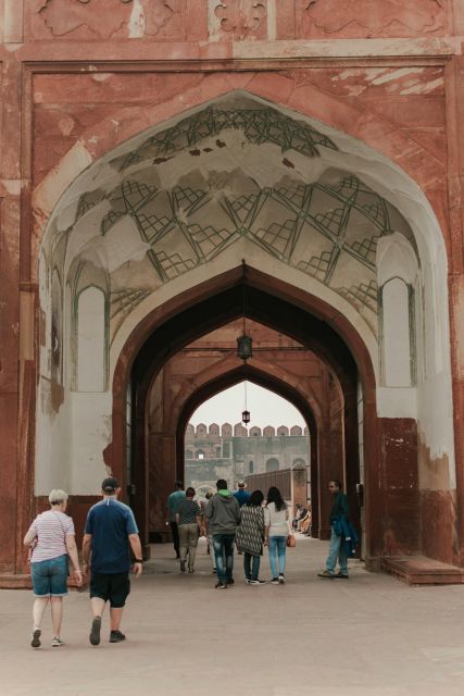 Skip-The-Line Taj Mahal, Agra Fort and Fatehpur Sikri Tour - Common questions