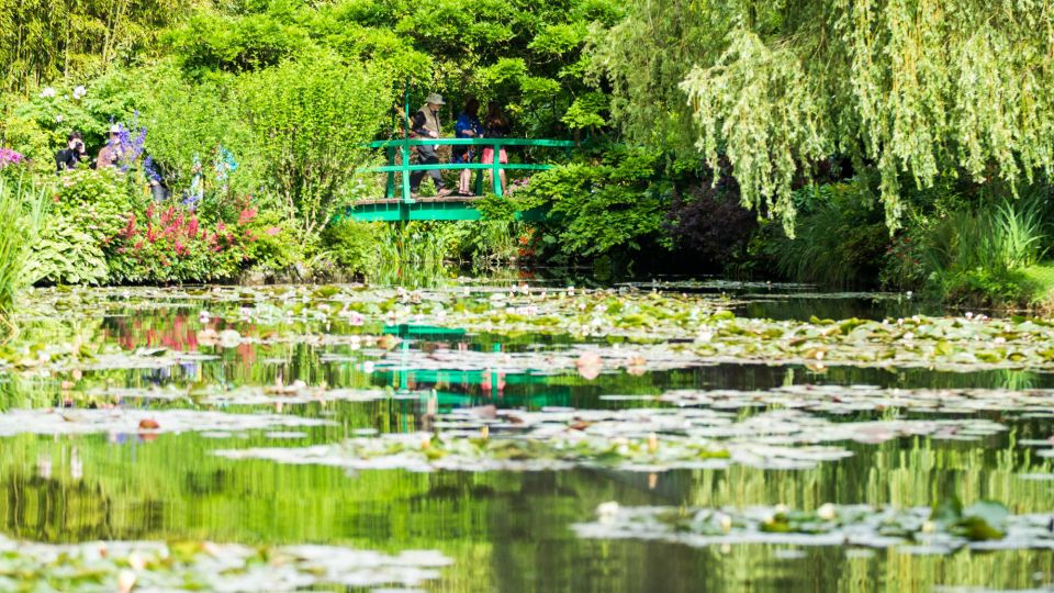 Small-Group Giverny and Van Goghs Room in Auvers From Paris - Pricing and Duration