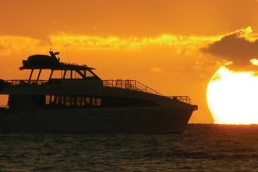 South Maui: Sunset Cruise With 4-Course Dinner and Drinks - Booking Information