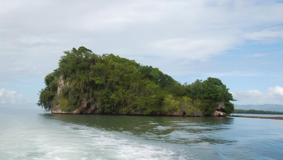 Tour Los Haitises, Montaña Redonda, and Yanigua Waterfall - Language Options and Pickup Locations