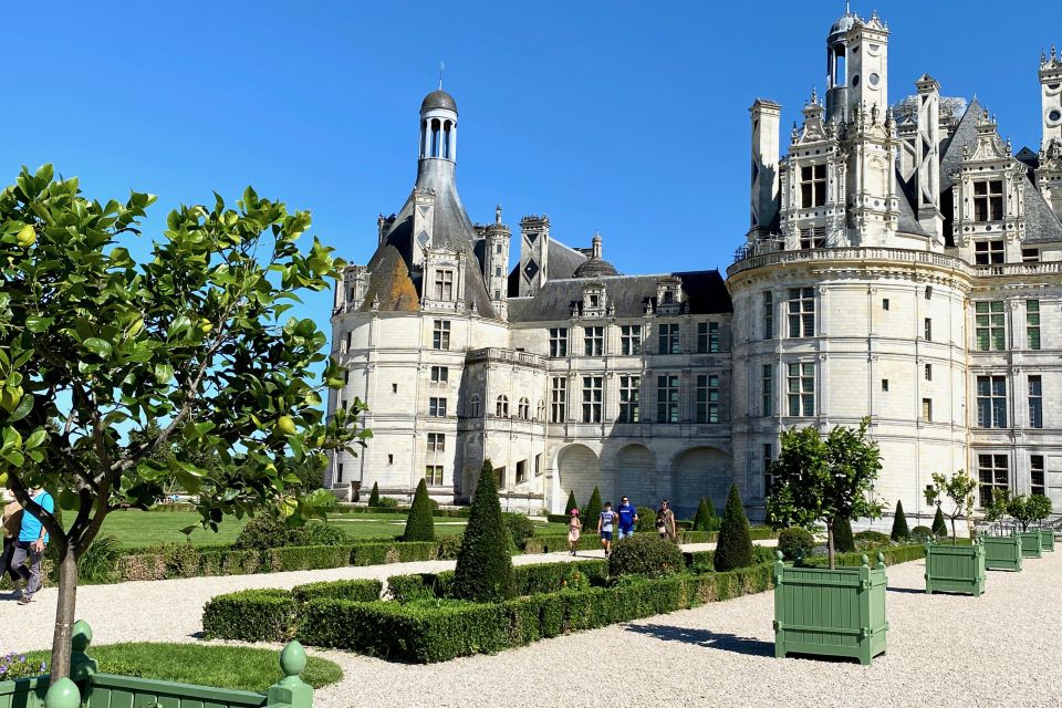 3-Day Private Loire Castles Trip 2 Wine Tastings by Mercedes - Key Points