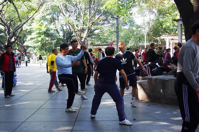 5-Hour Sai Kwan Walking Tour With Unique Food Tasting - Local Expert Guidance