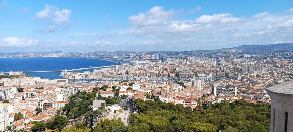 Aix-en-Provence: Marseille, Cassis, & Calanques Private Tour - Tour Inclusions