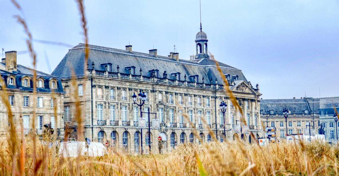 Bordeaux: Private Exclusive History Tour With a Local Expert - Duration and Languages
