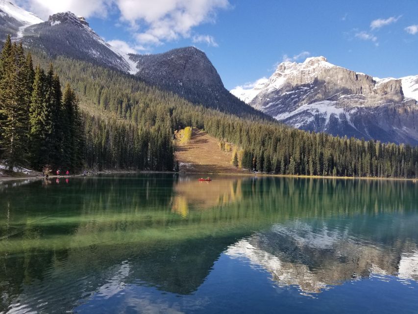 Day Tour: Lake Louise, Moraine Lake and Emerald Lake - Highlights