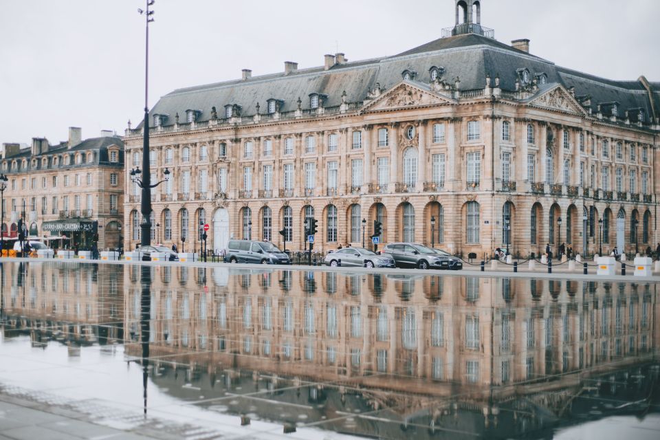 From San Sebastián: Bordeaux & Winery Private Guided Tour - Experience