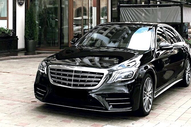 Gold Coast Airport Transfer: Gold Coast to Airport OOL in Luxury Car - Additional Information