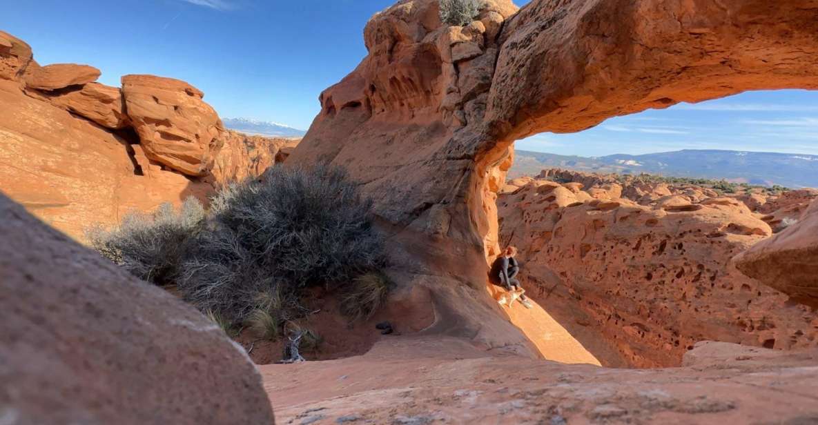 Guided Hike to Meeks Mesa of Capitol Reef - Full Description