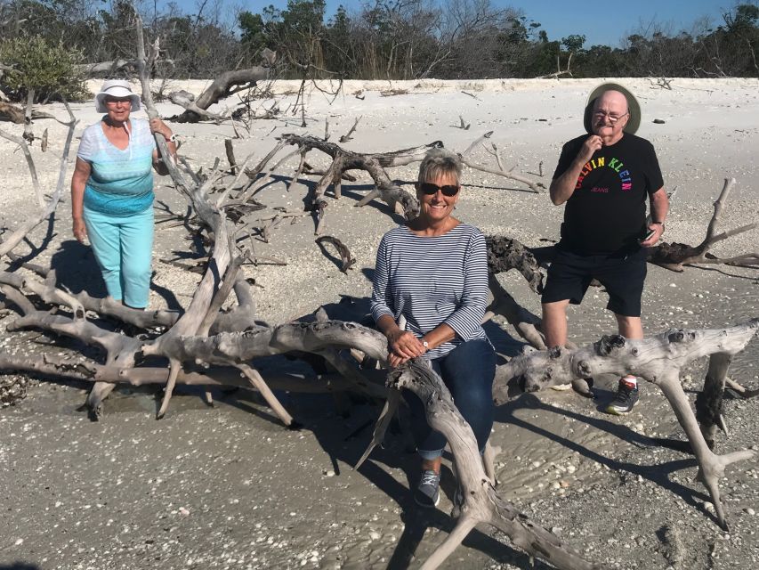 Marco Island: 1Ten Thousand Islands Dolphin & Shelling Tour - Meeting Point