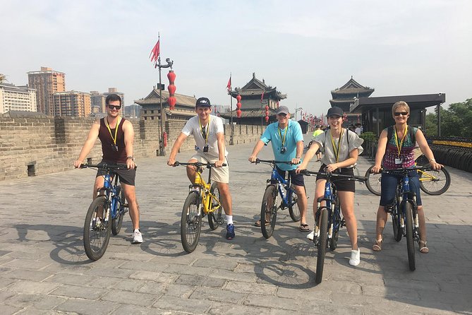Mini Group Xian Day Tour to Terracotta Army, City Wall, Pagoda and Muslim Bazaar - Sum Up