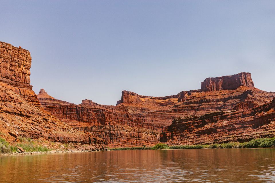 Moab: Calm Water Cruise in Inflatable Boat on Colorado River - Native American Art and Ruins