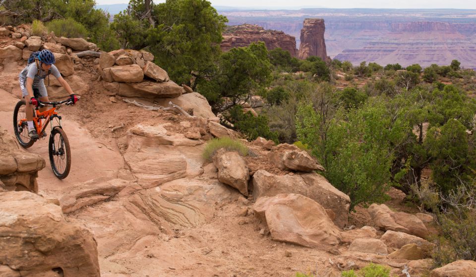 Moab: Dead Horse Point Singletrack Mountain Biking Tour - Full Description