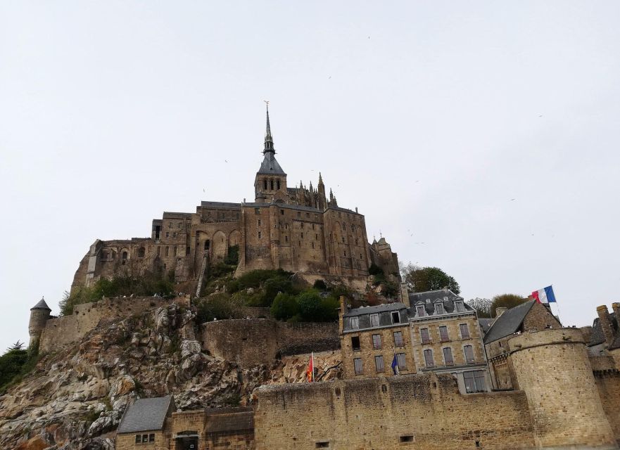 Mont Saint Michel Private VIP Tour With Champagne From Paris - Included Activities