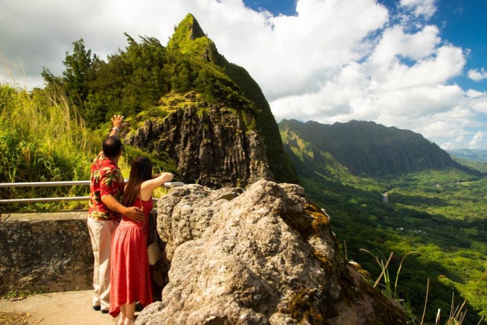 Oahu: Secret Beach Circle Island Adventure - Transportation and Pickup Details