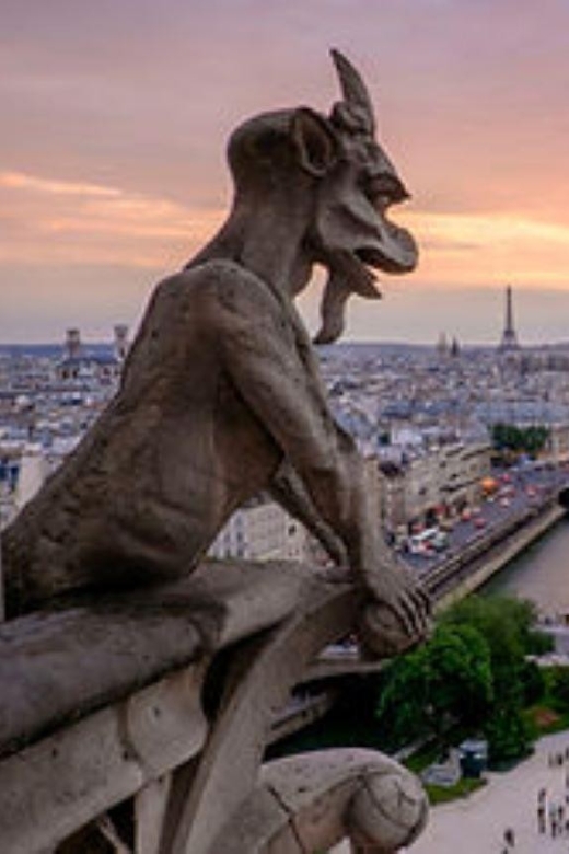 Paris: Paris Unusual Tour - Tour Highlights
