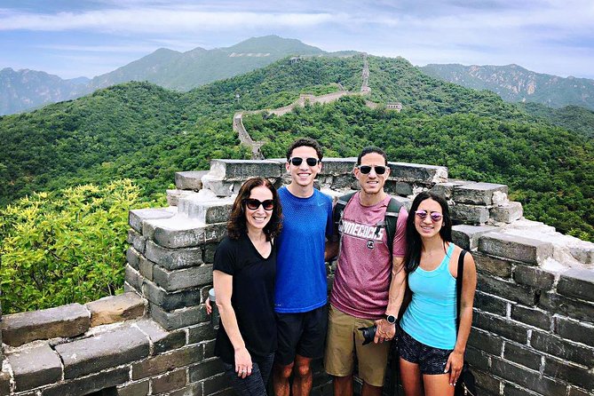 Private Roundtrip Transfer to Mutianyu Great Wall From Beijing - Traveler Experience