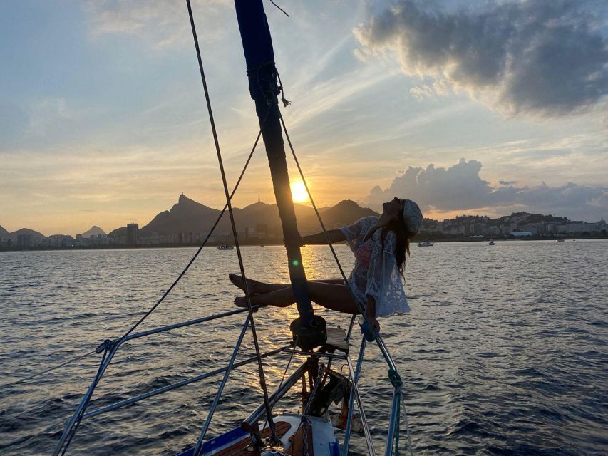 Rio De Janeiro: Sunset Sailboat Tour With Open Bar - Customer Reviews