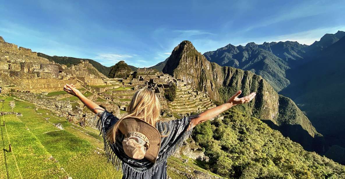 Sacred Valley + Machu Picchu 2-Days | Night in Machu Picchu - Inclusions