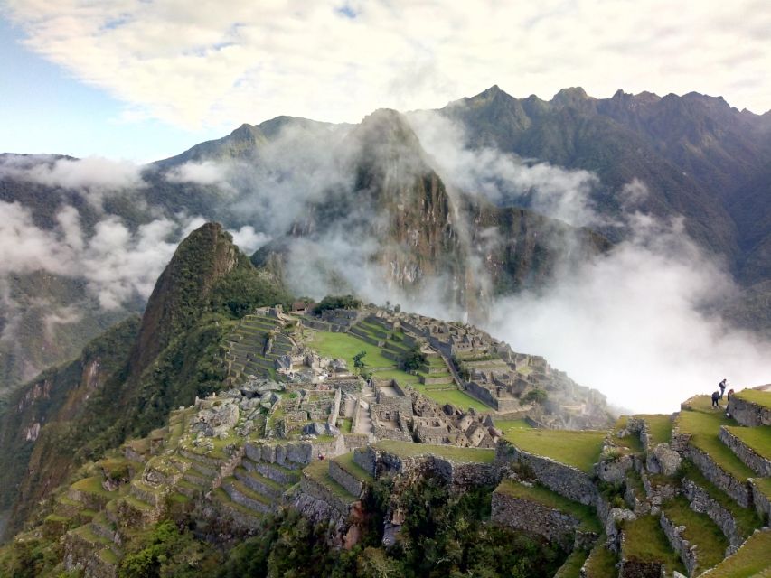 Short Inca Trail Hike, Sacred Valley, With Rainbow Mountain - Day 2 - Machu Picchu to Cusco