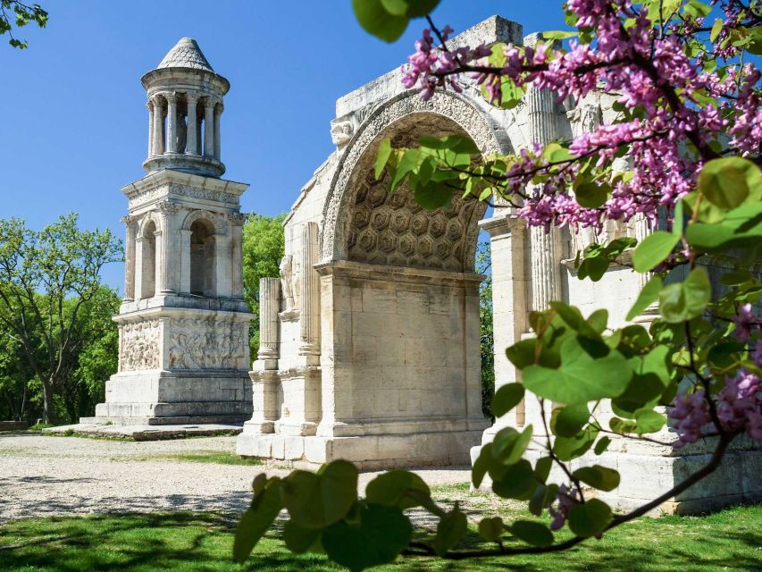 A Day in Provence: Les Baux De Provence, Saint Rémy and More - Visit Isle Sur La Sorgue