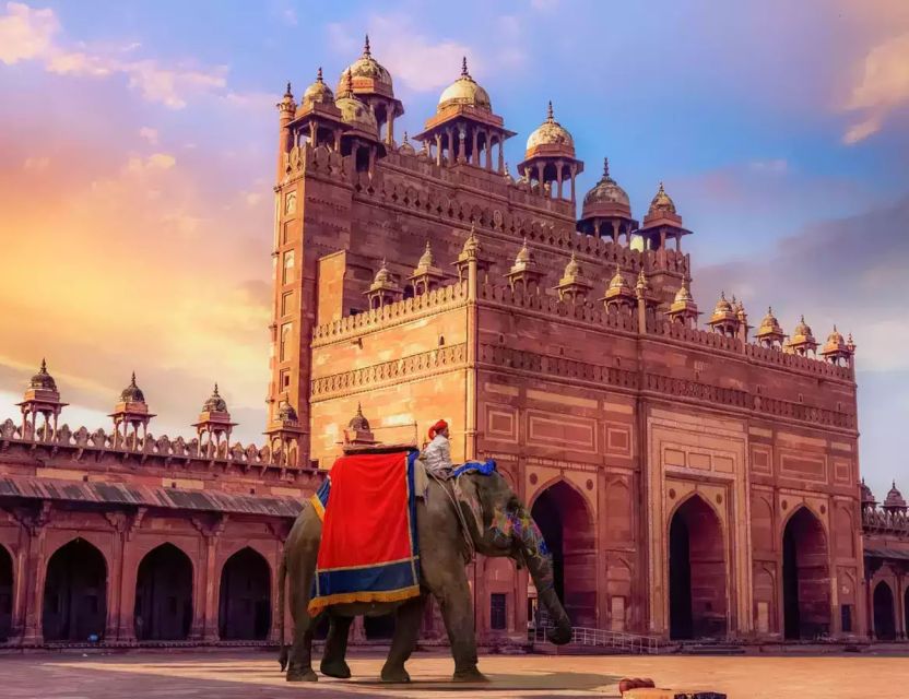Agra to Jaipur Cab via Fatehpur Sikri & Abhaneri Stepwell - Common questions